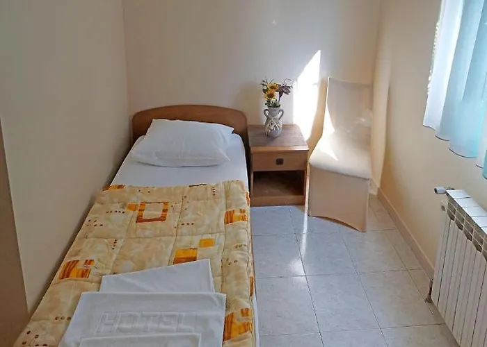 Pansion Lucia & Maria 4*